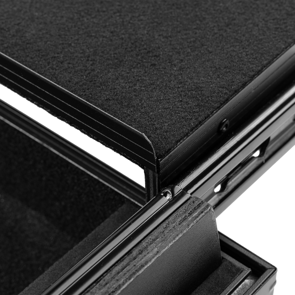 ONYX Flight Case w Platform, LED & 2U for DDJFLX10