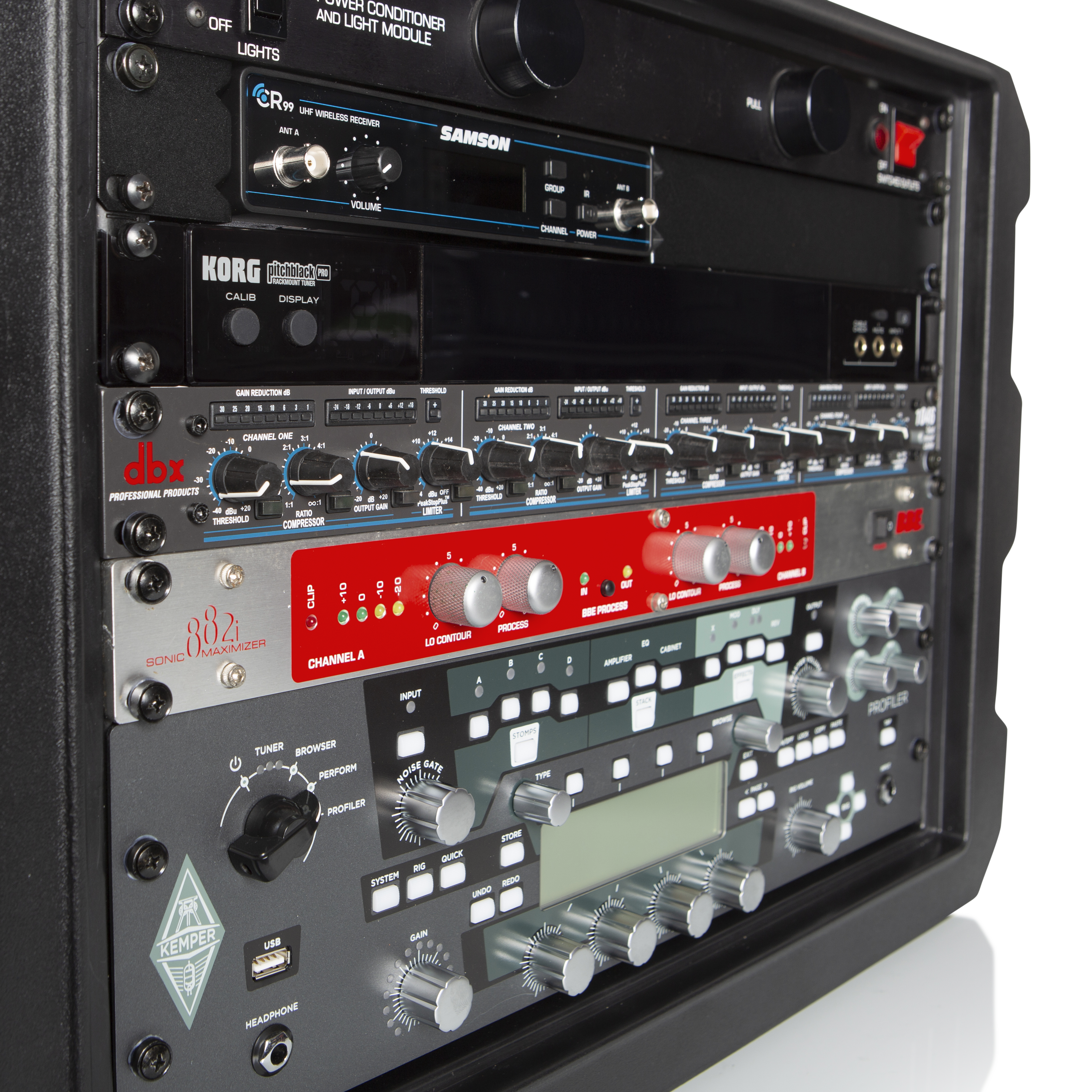 8U, 19" Deep Molded Audio Rack; w/ wheels