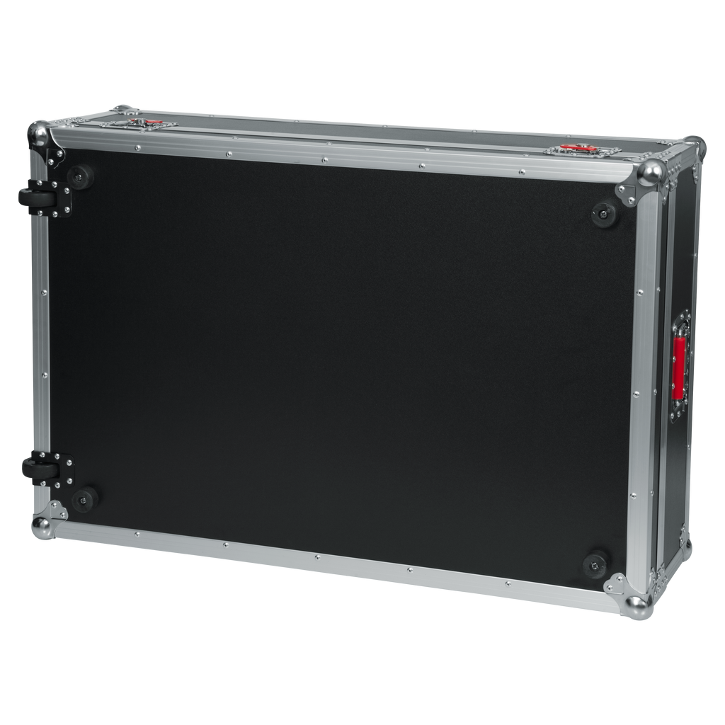 Road case for Behringer X-32