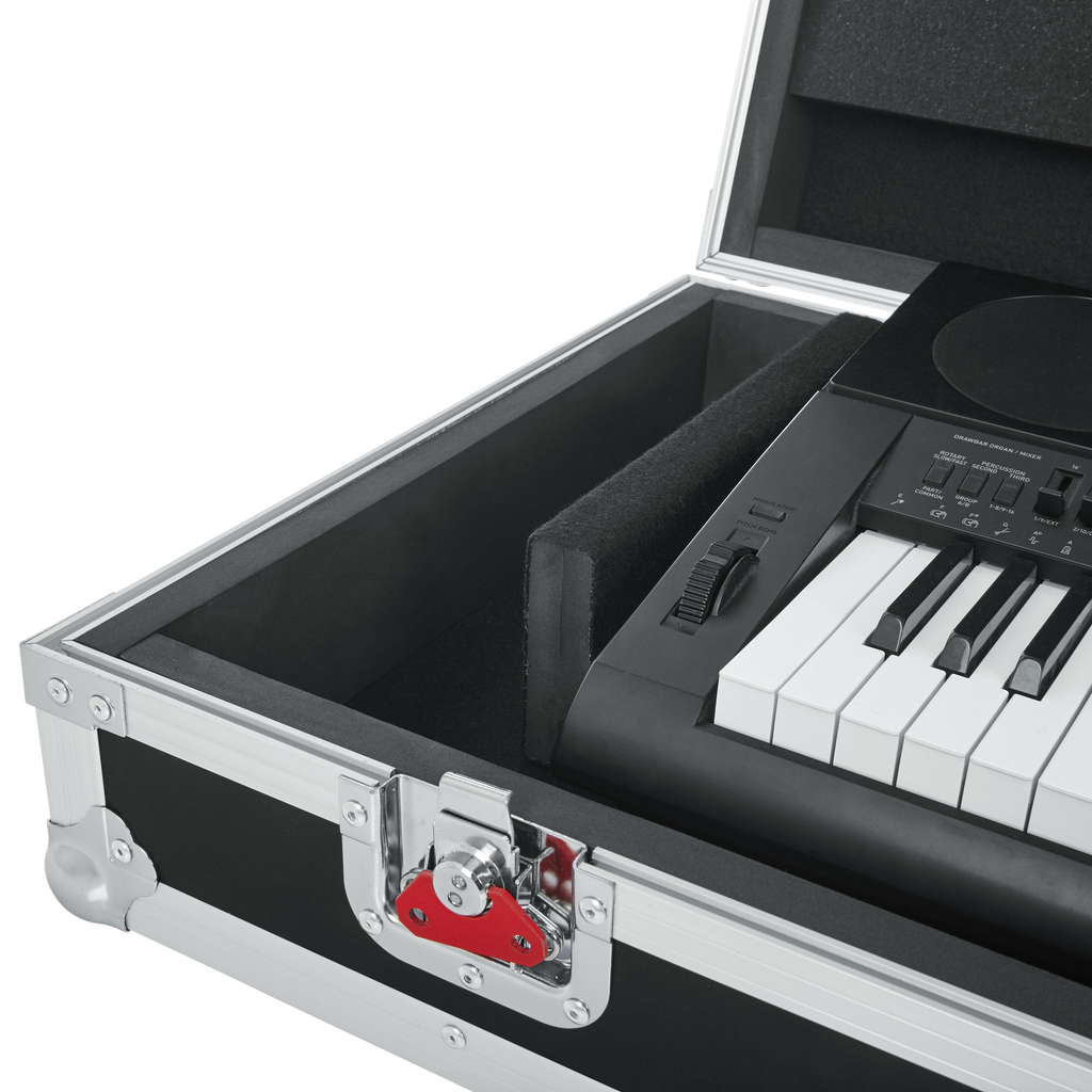 76 Note Road Case w/ wheels