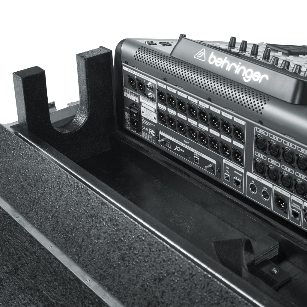 Road case for Behringer X-32 with Doghouse