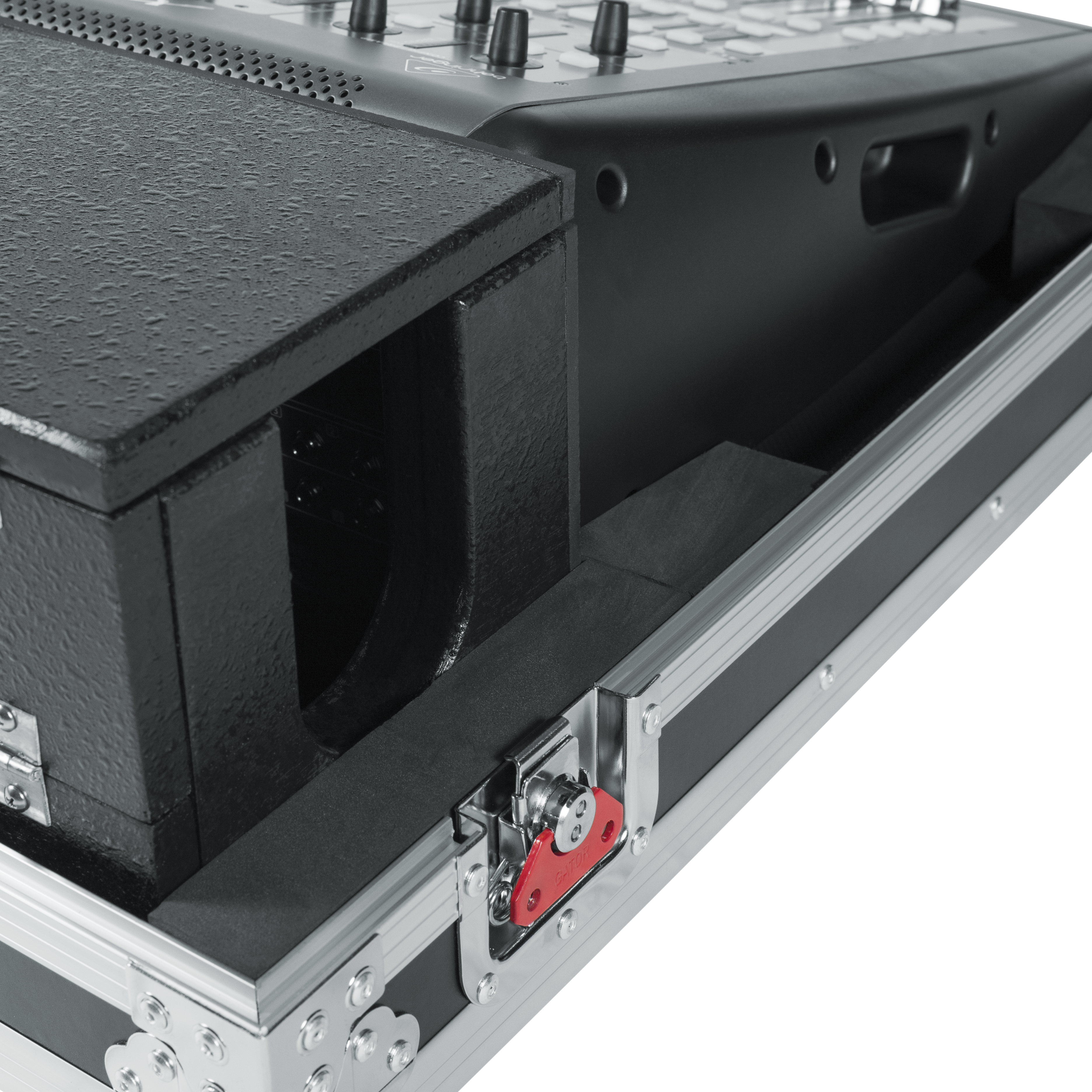 Road case for Behringer X-32 with Doghouse