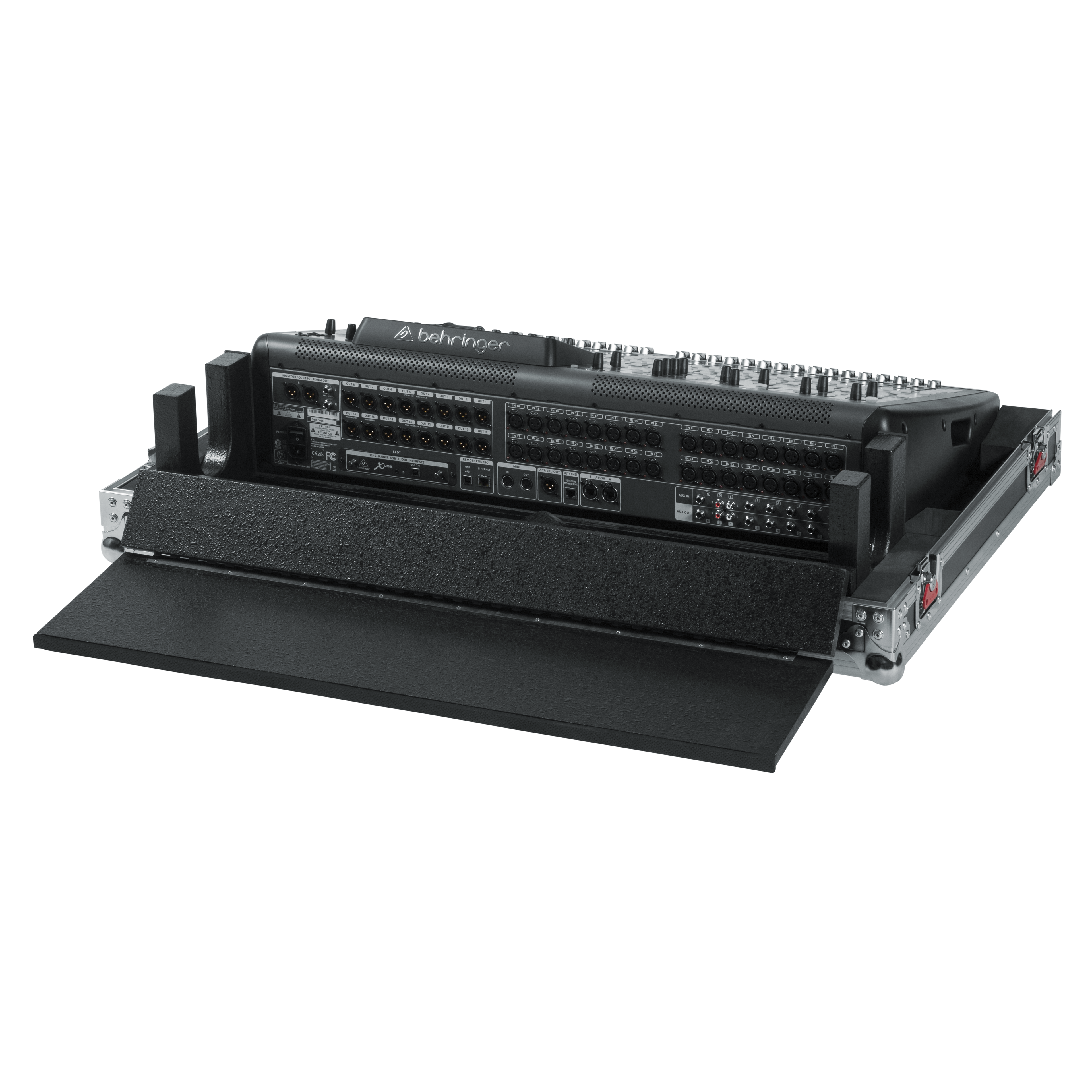 Road case for Behringer X-32 with Doghouse