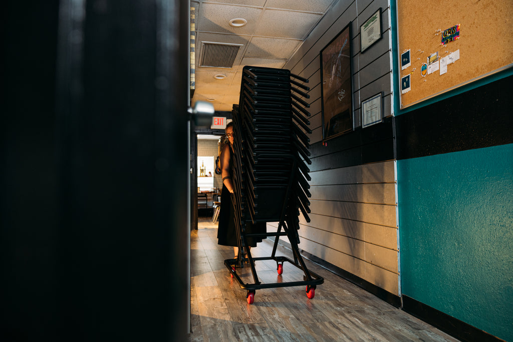 Gator Frameworks Performing Arts Chair Cart
