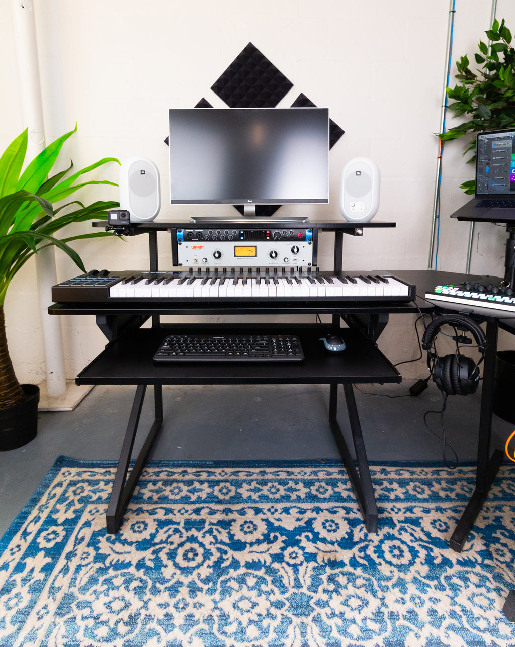 Content Furniture Desk - BLK