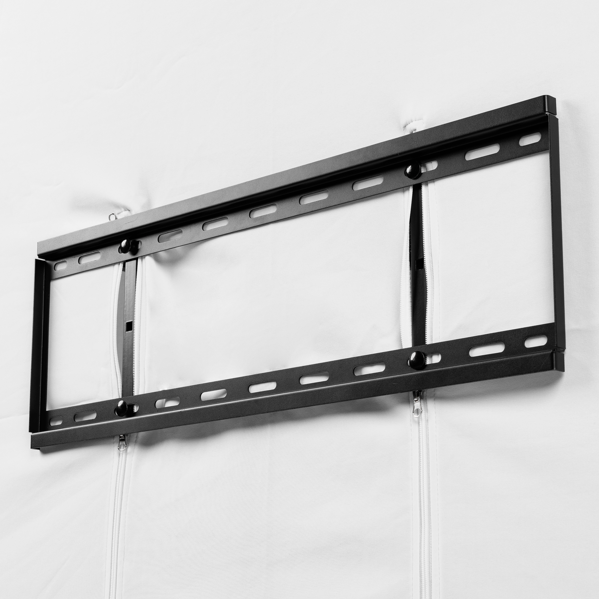 Frameworks DJ Facade with TV Mount & Carrying Bag