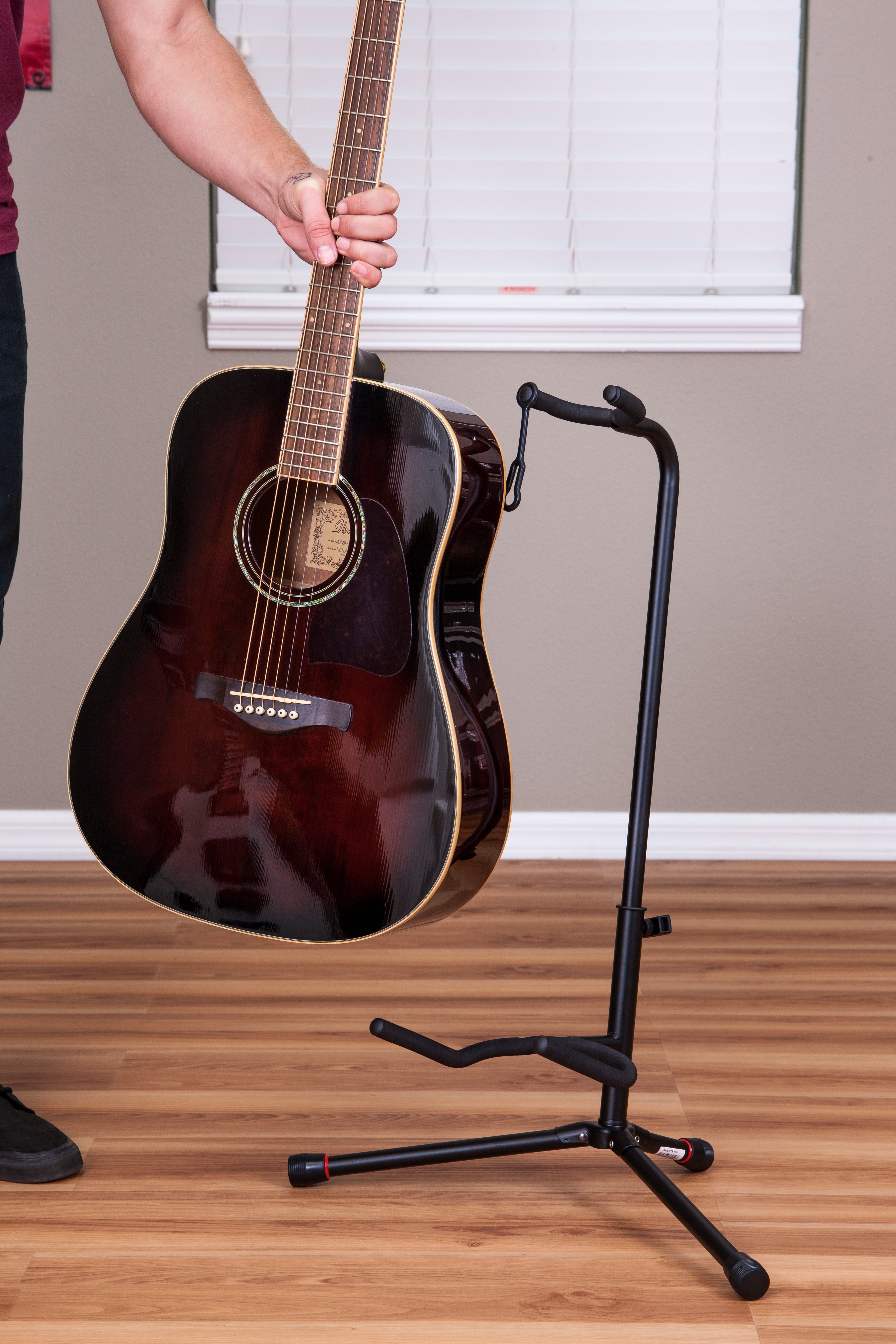 Single Guitar Stand