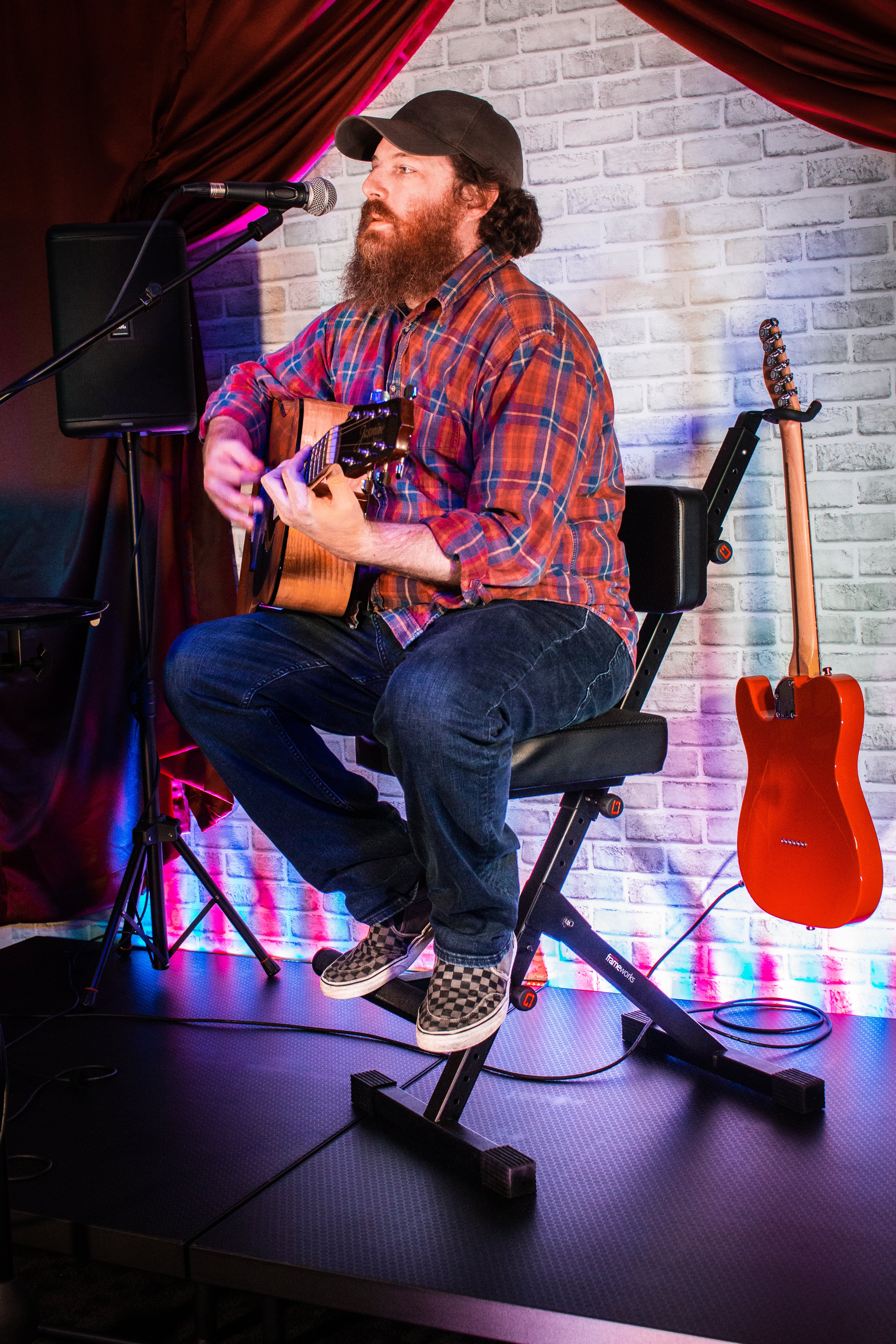 Deluxe Guitar Seat
