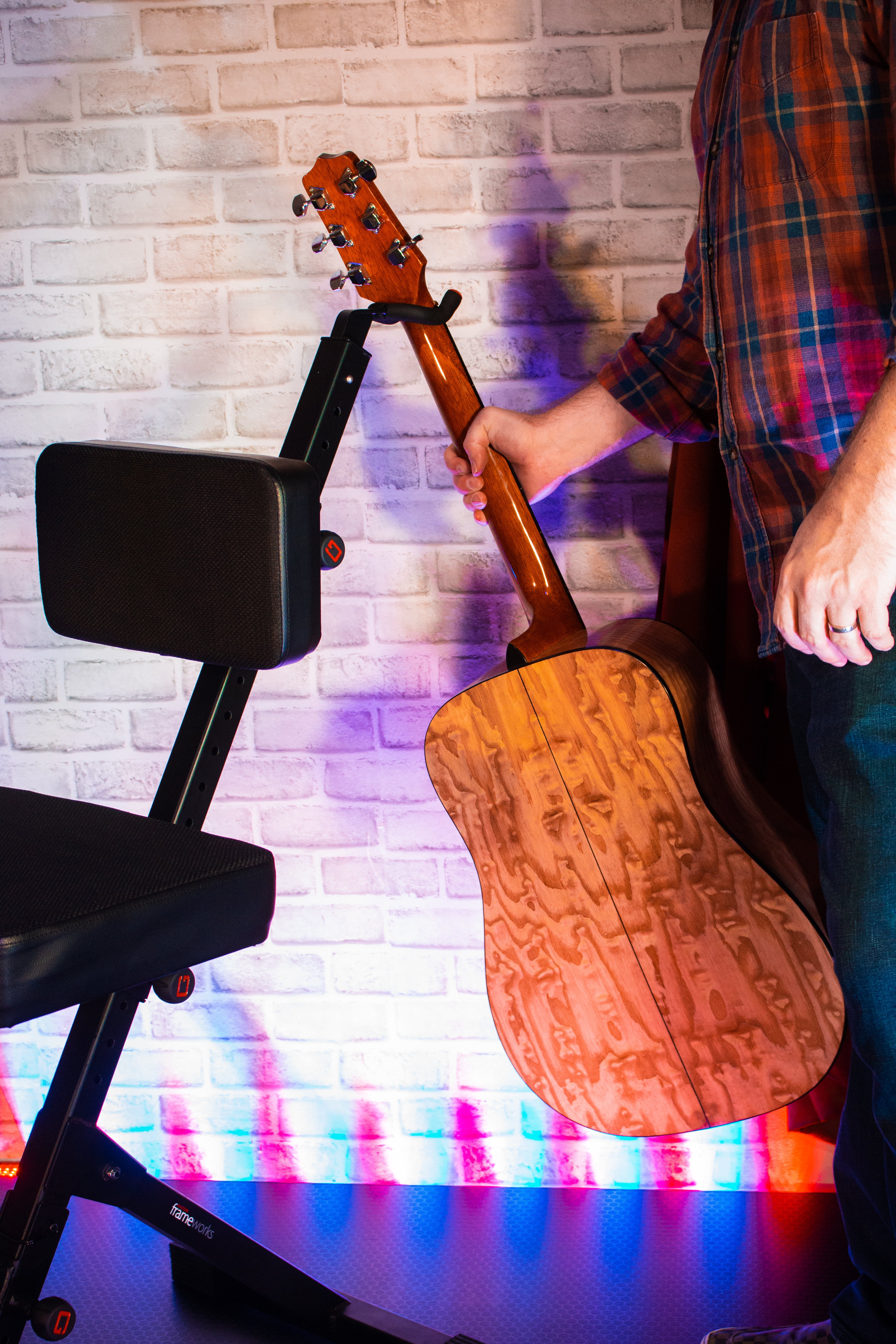 Deluxe Guitar Seat