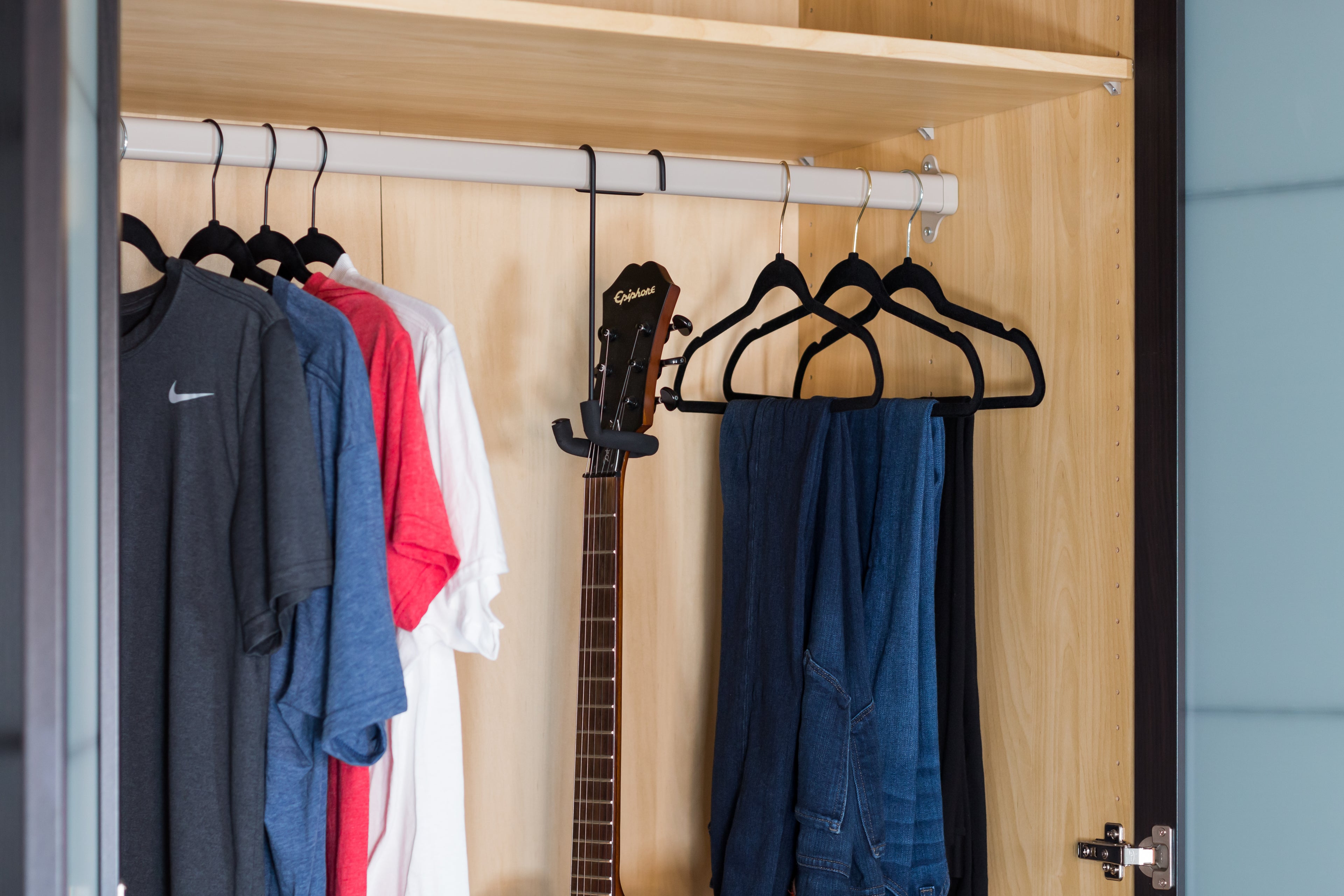 Closet Hanger Yoke For Guitars