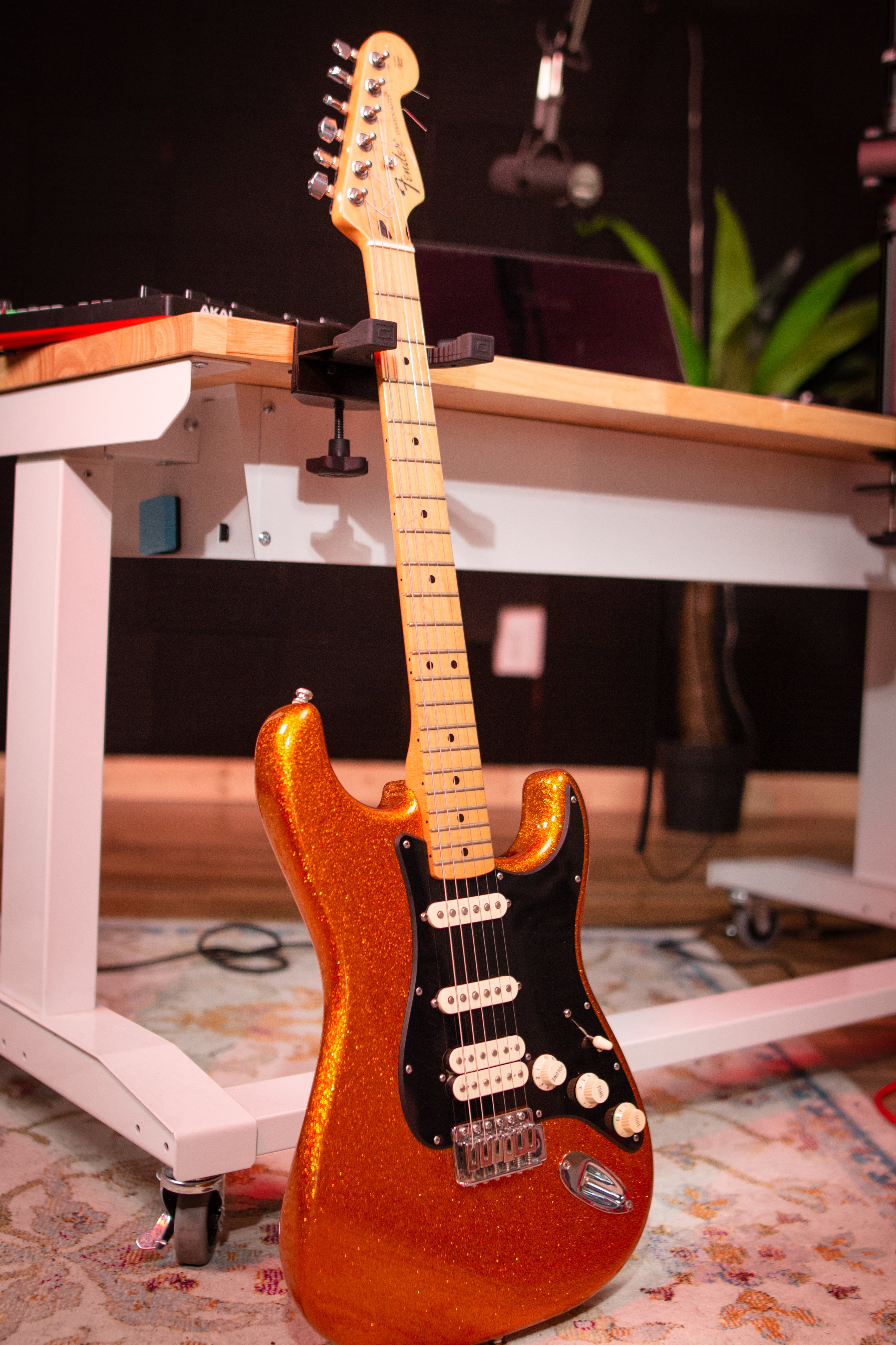 Desk Clamping Guitar Rest with Clamp Mount