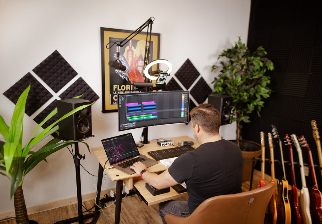 Frameworks ID Series Creator Tree with Light Mic &