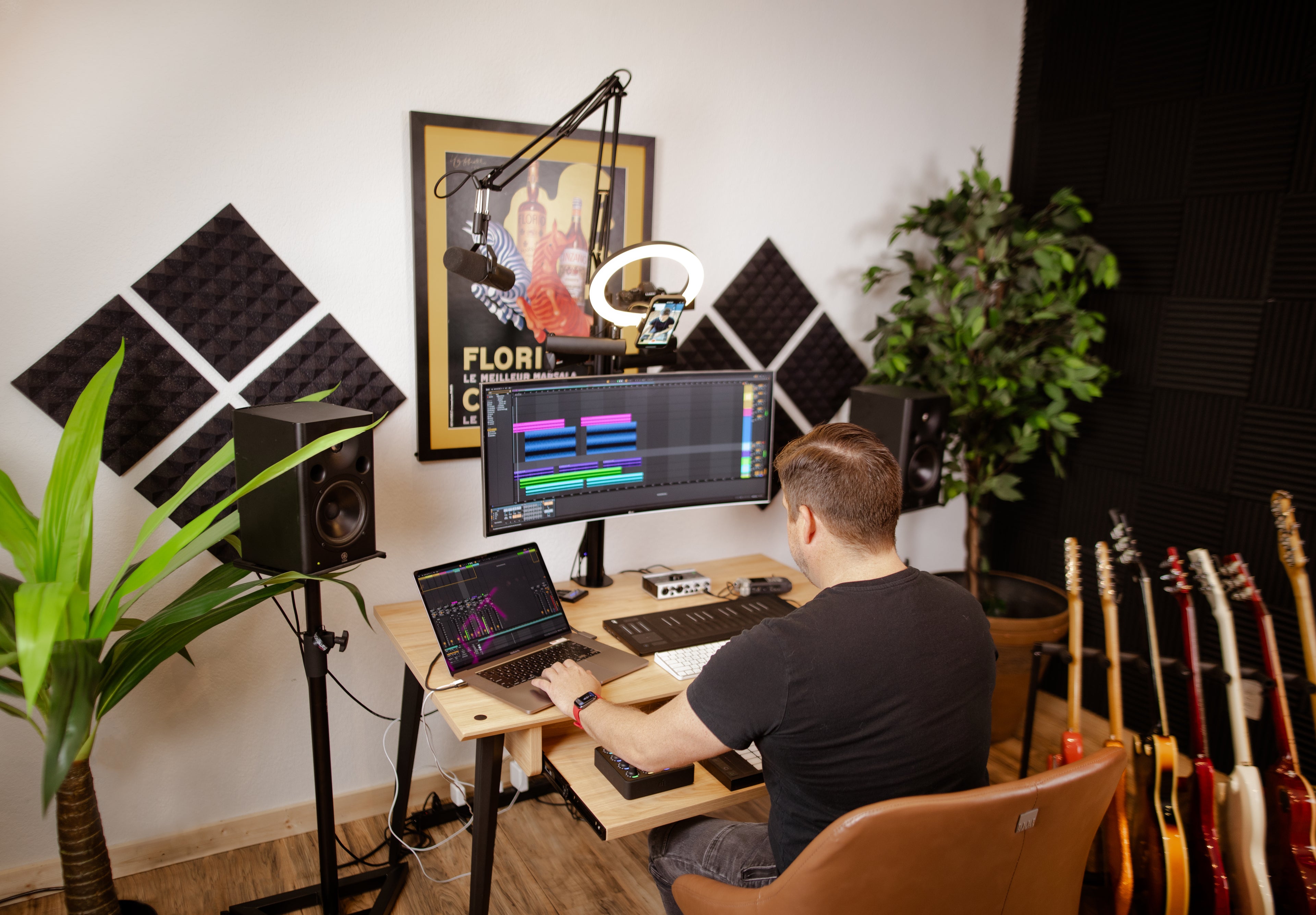 Frameworks ID Series Creator Tree with Light Mic &