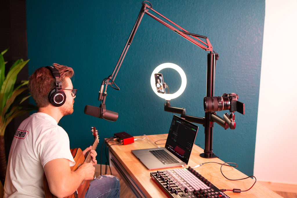 Frameworks ID Series Creator Tree with Light Mic &