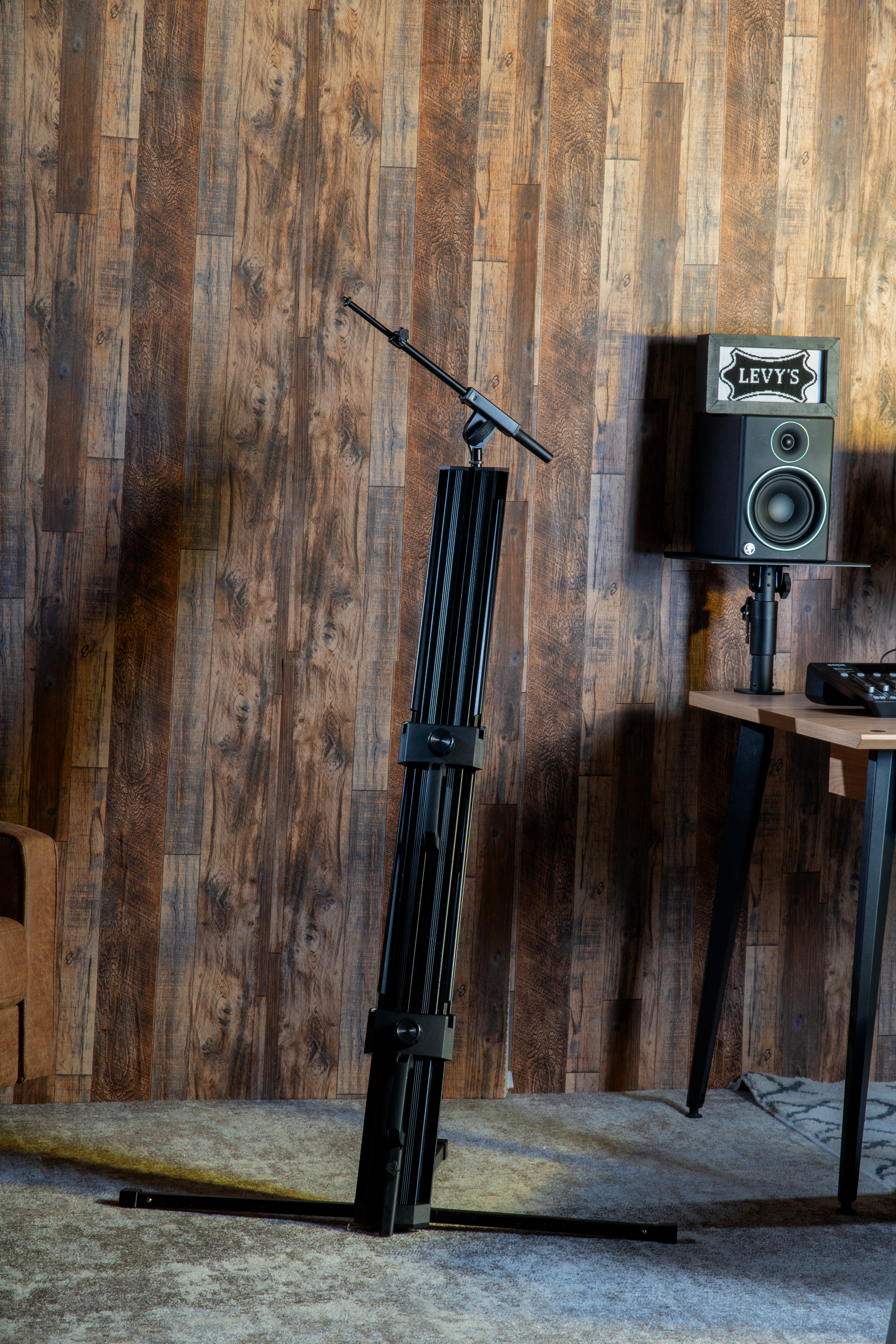 Column Style Keyboard Stand