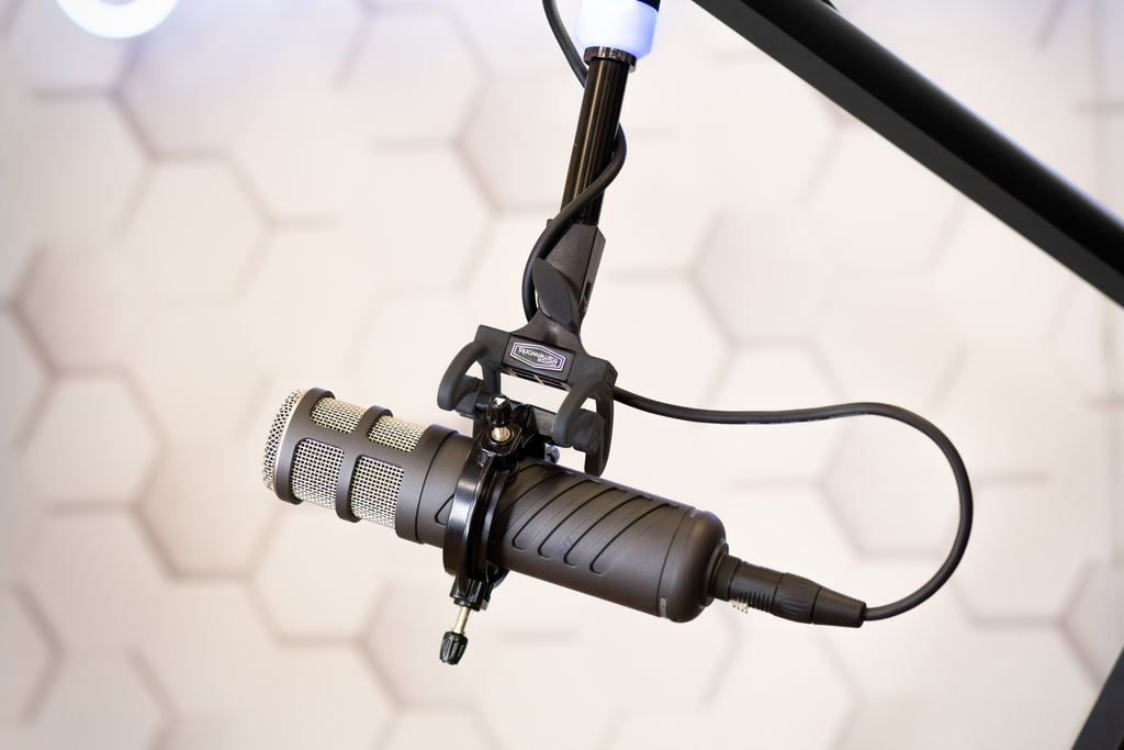 Deluxe Universal Shockmount For Mics 18-55Mm