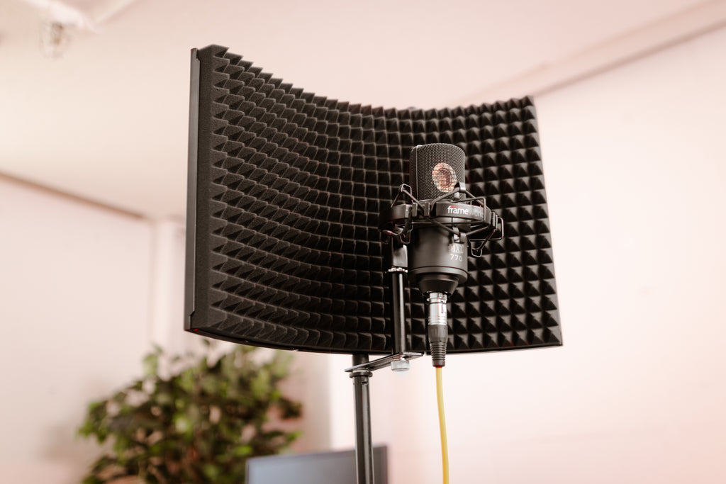 Frameworks 12x16 Mic Isolation Shield