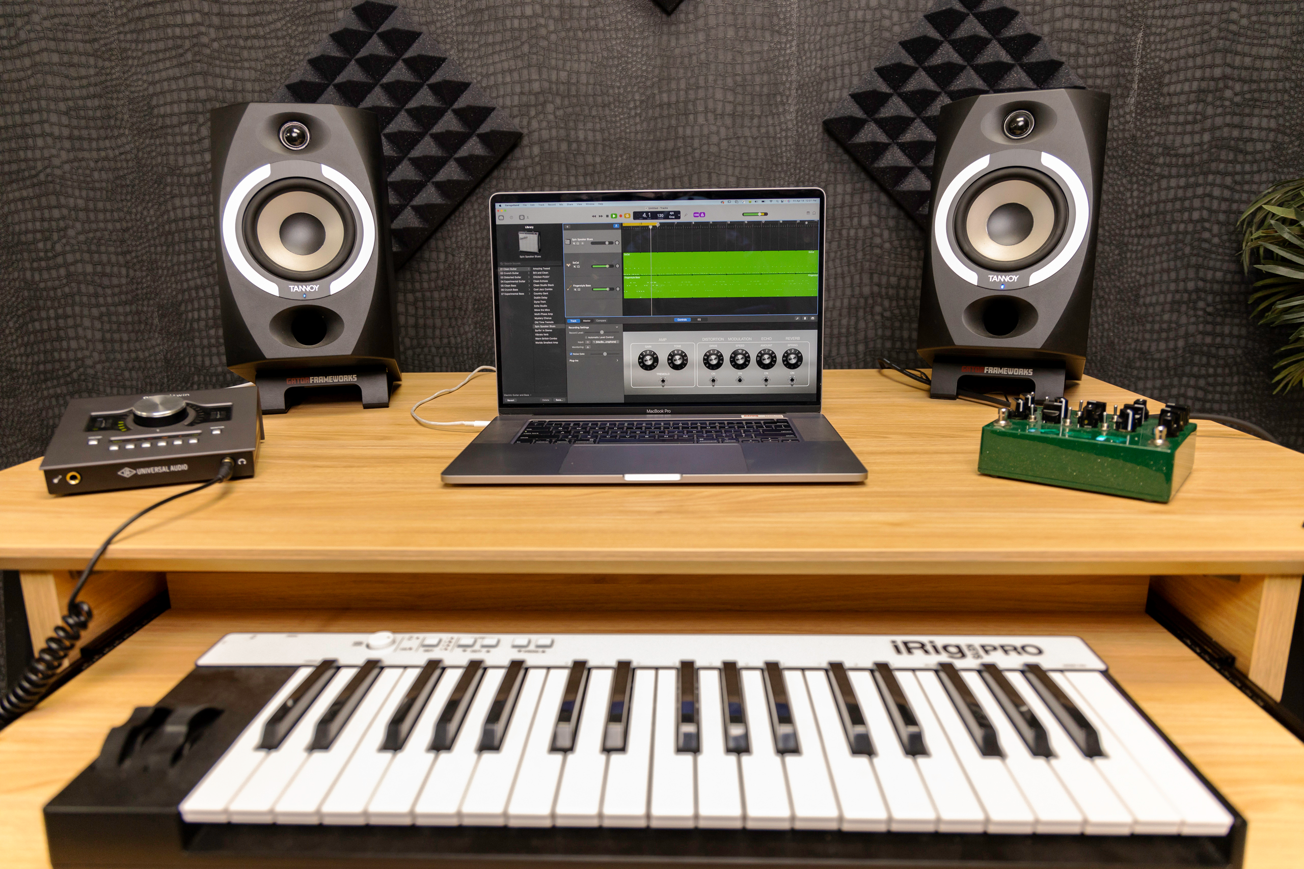 Desktop Speaker Wedge Stand Pair