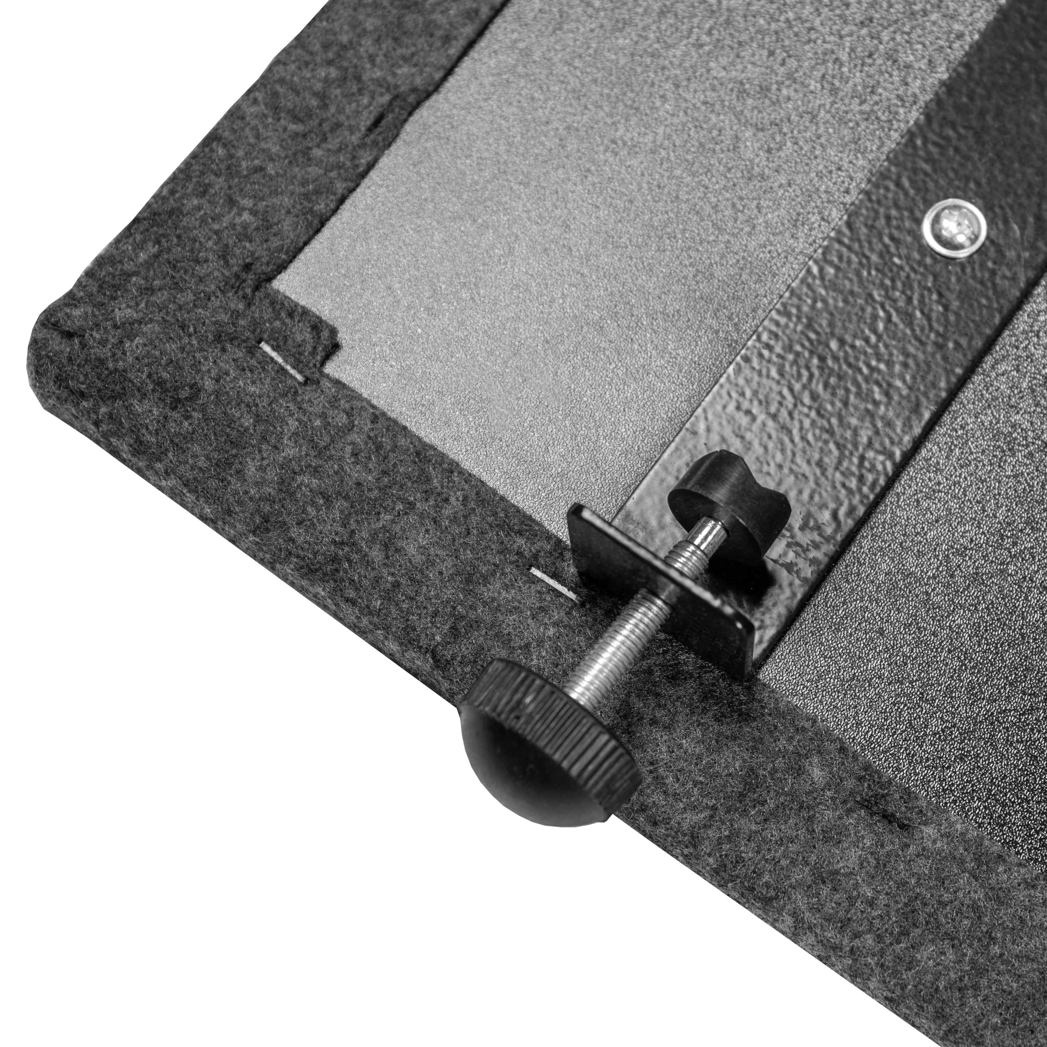 Lower Deck Flat Surface for Utility Carts