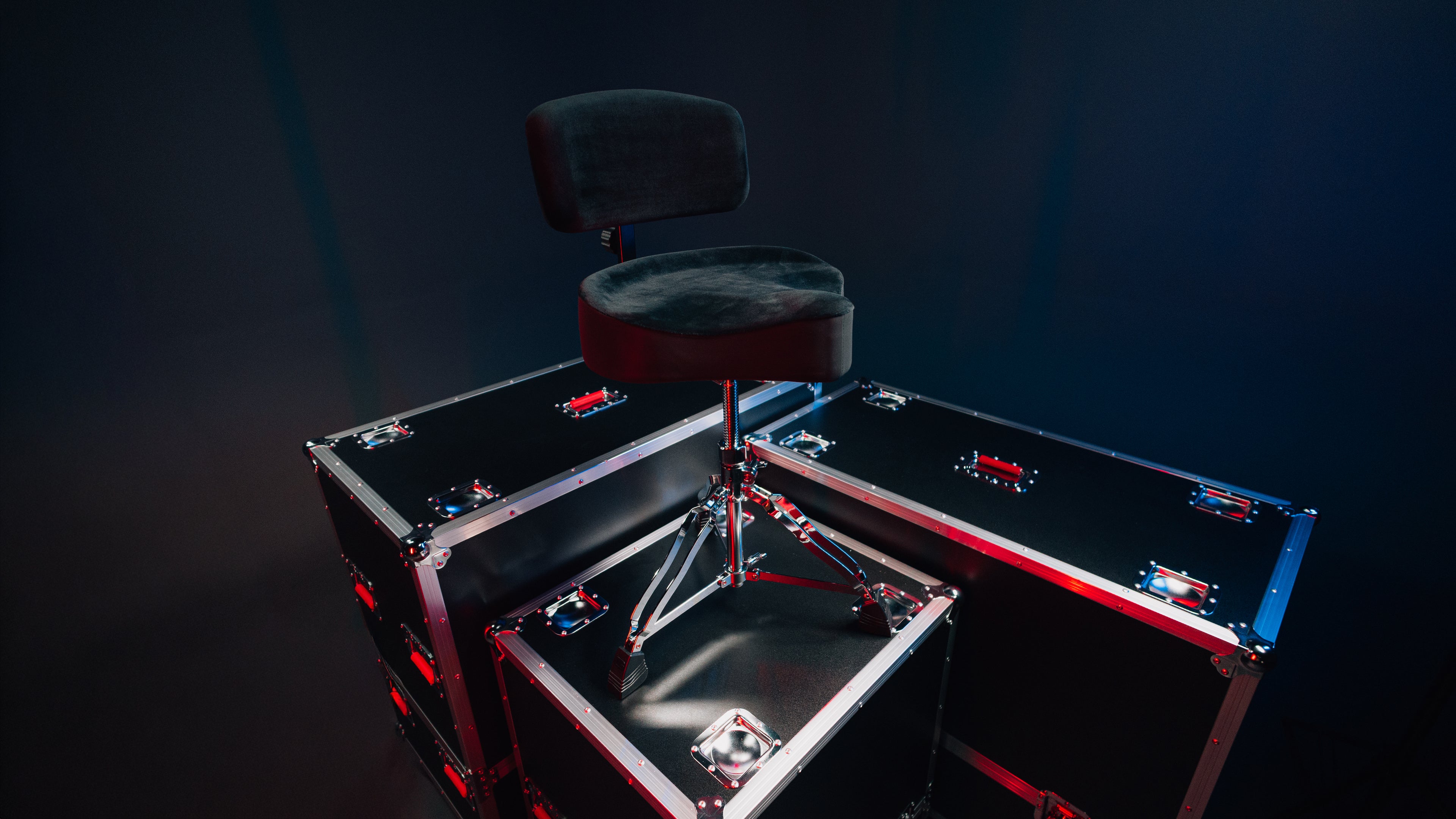Gator Spindle Drum Throne Saddle Seat - Black