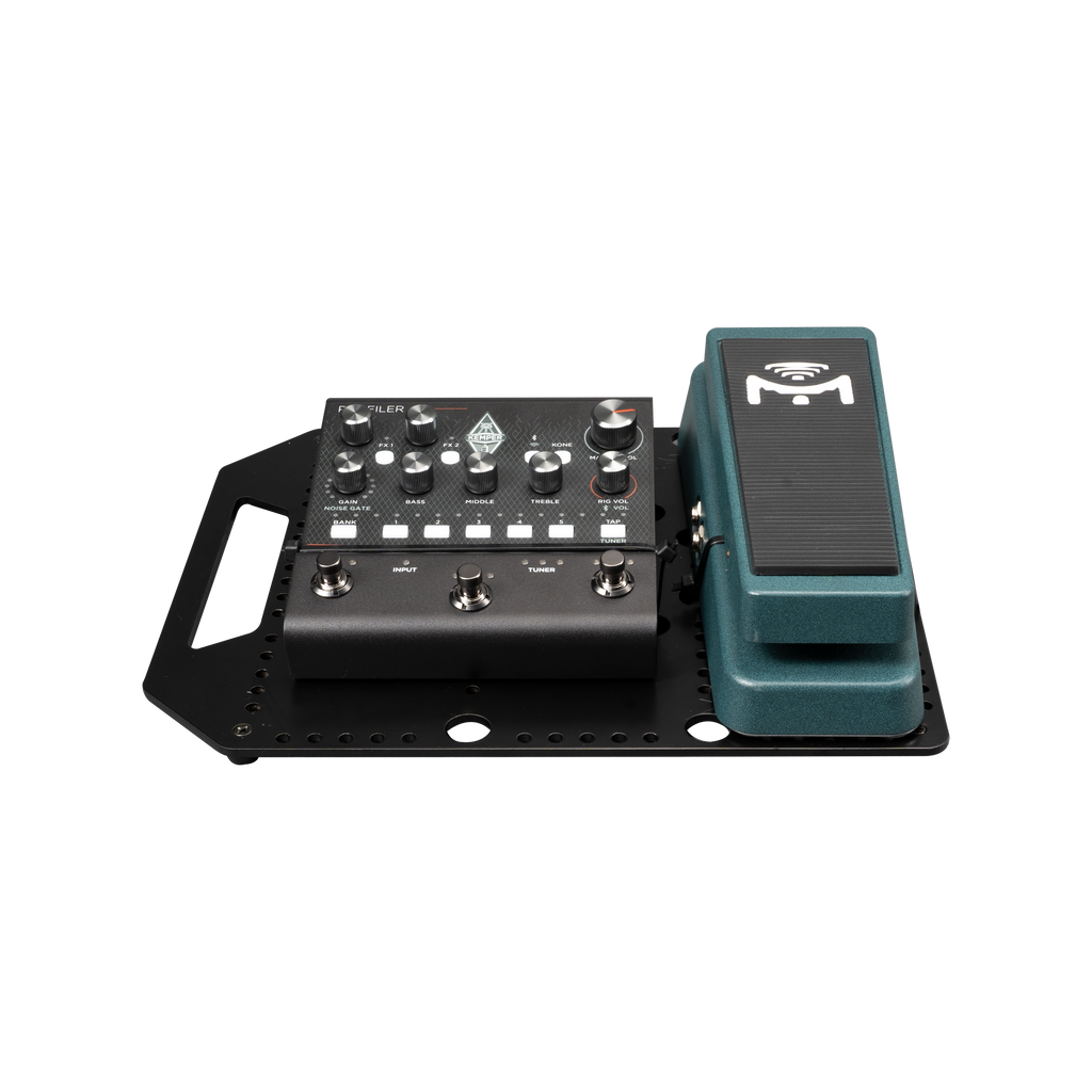 Metal pedalboard design to fit in most Gator Case
