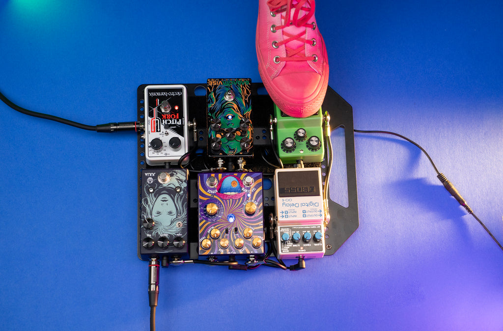 Metal pedalboard design to fit in most Gator Case