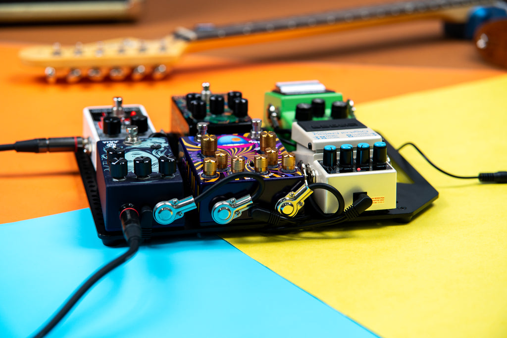 Metal pedalboard design to fit in most Gator Case