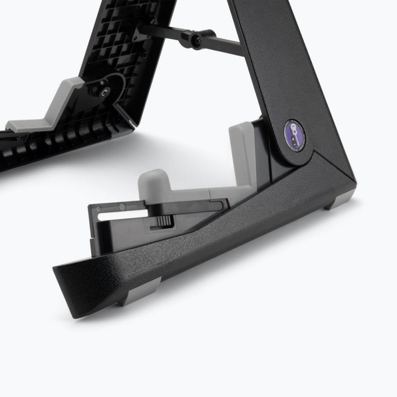 Mighty Guitar Stand