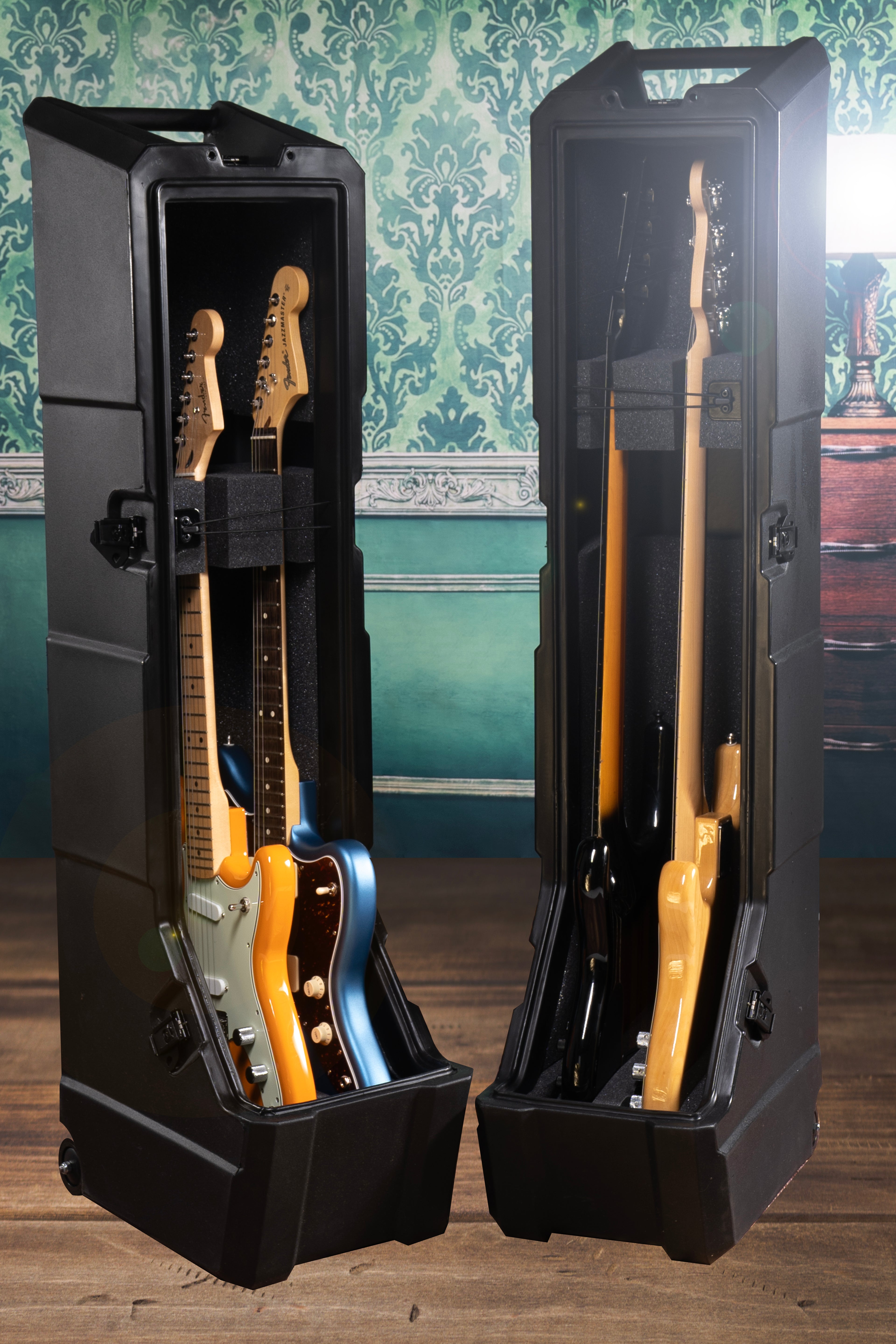Mini Vault for 2 Electric Bass Guitars