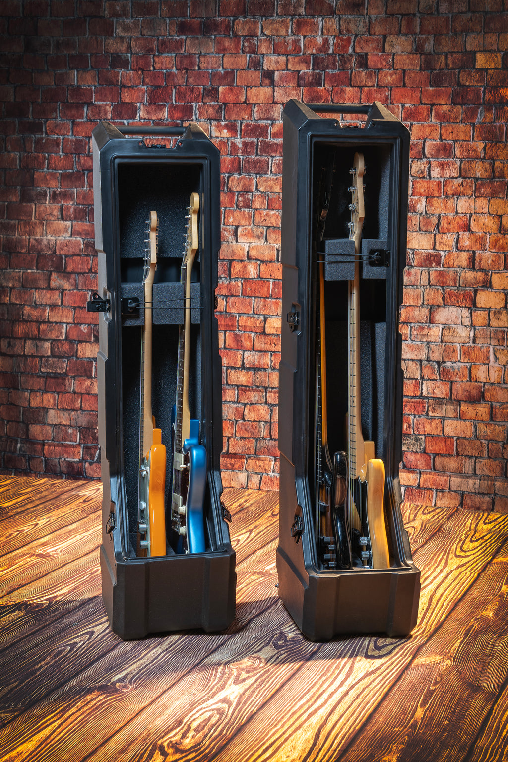 Mini Vault for 2 Electric Bass Guitars
