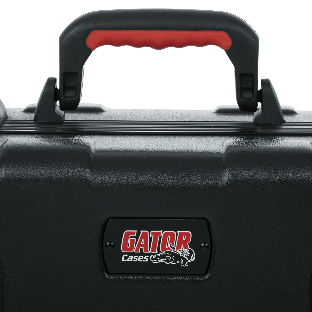 TSA Projector case fits up to 18""x18""x6""