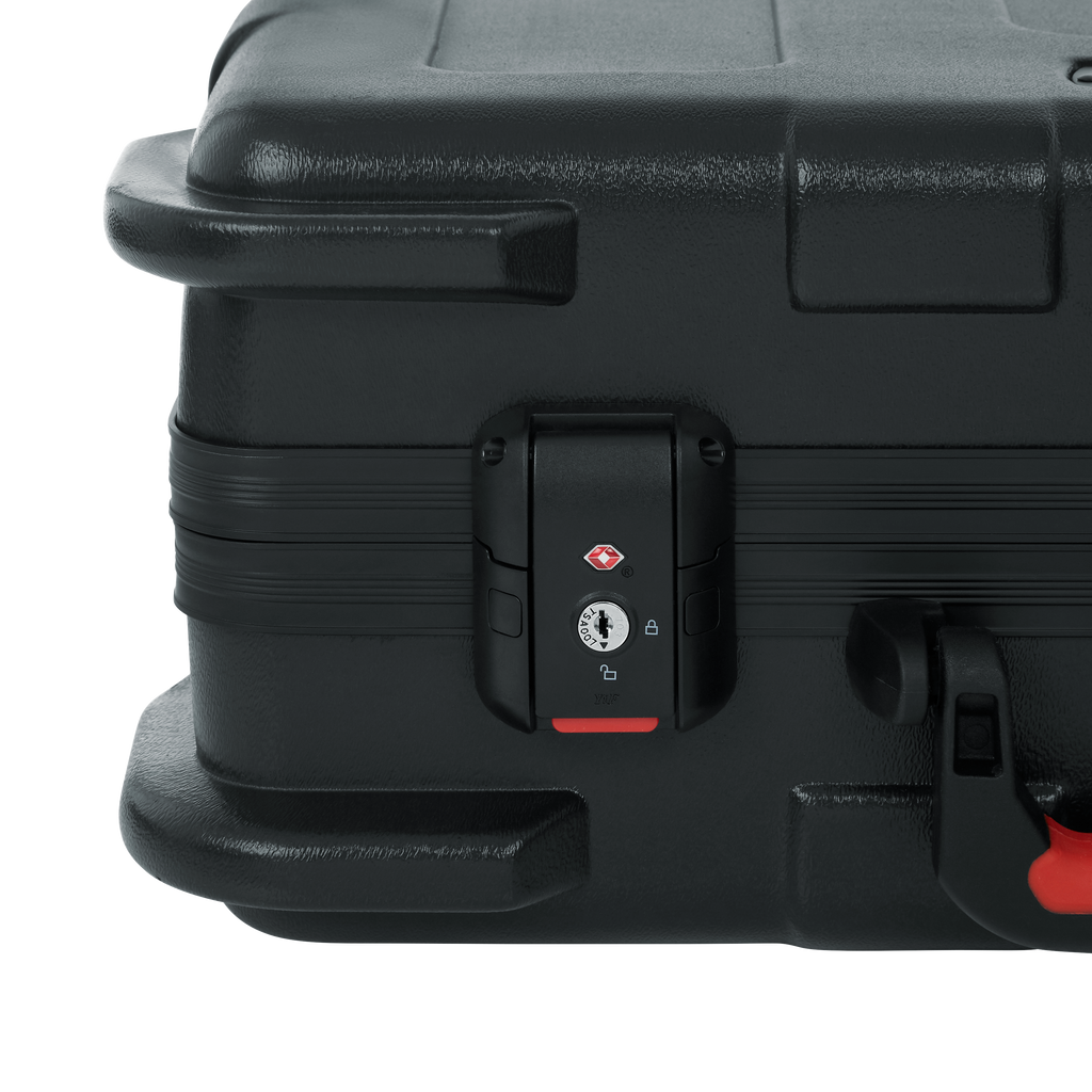 TSA Projector case fits up to 18""x18""x6""