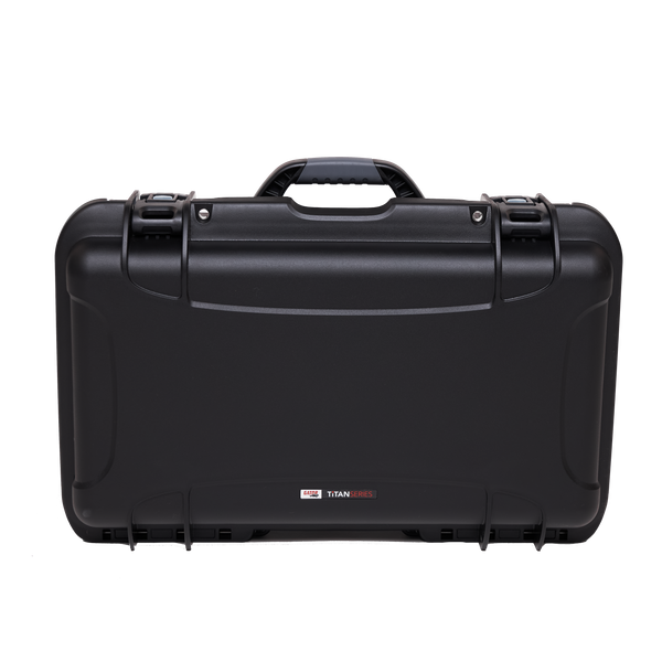 Waterproof case w/divider system; 20.5"x11.3"x7.5"