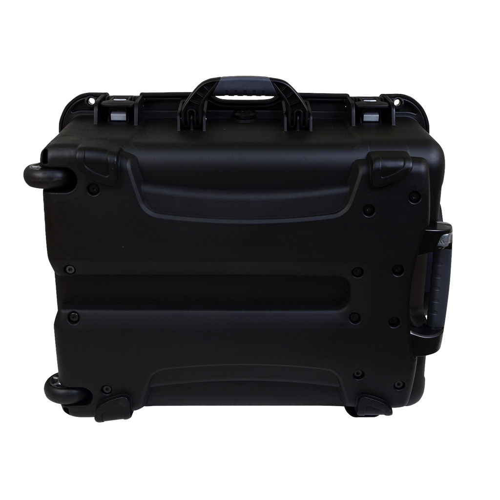 Waterproof case w/ diced foam; 20.5"x15.3"x10.1"