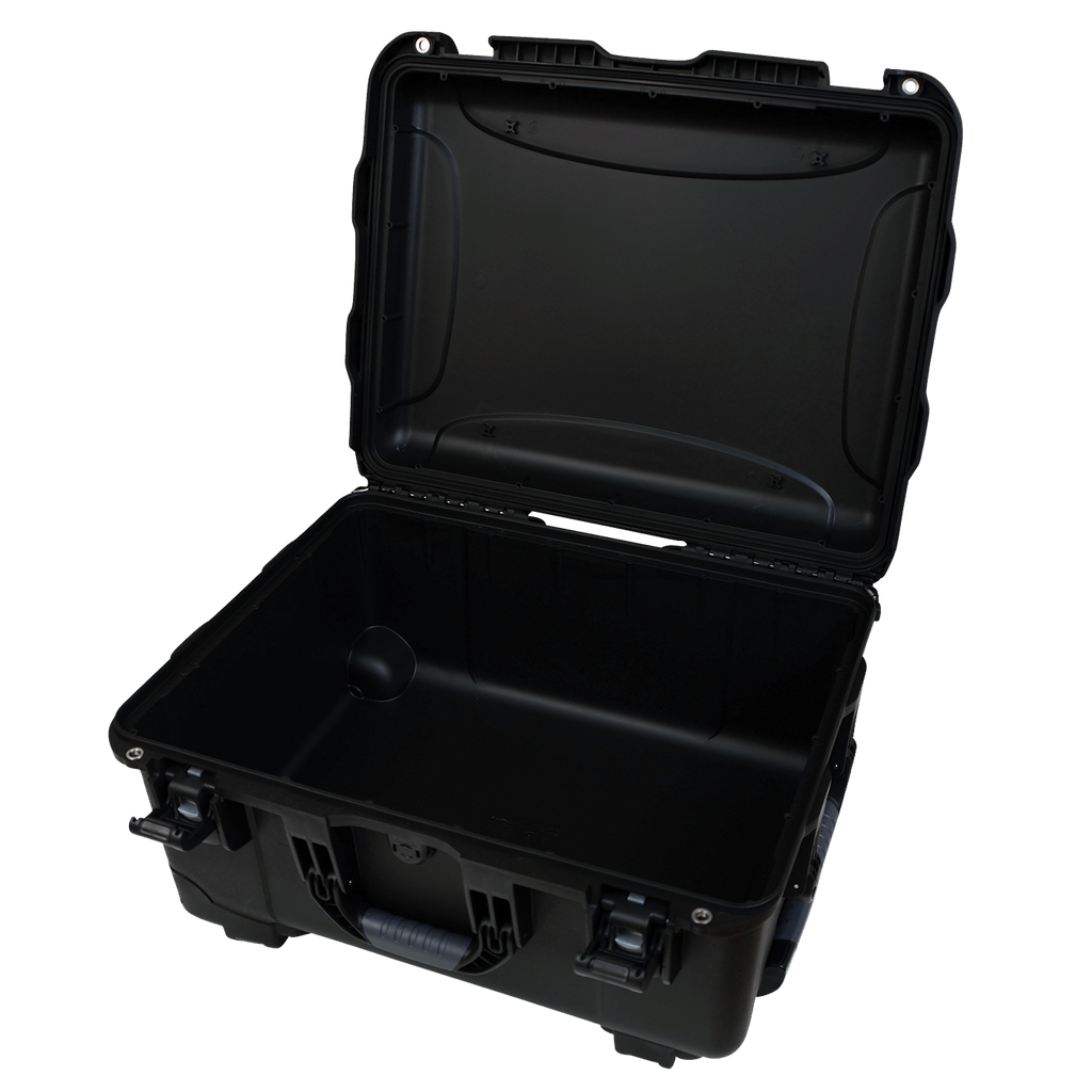 Waterproof utility case; 20.5" x 15.3" x 10.1"
