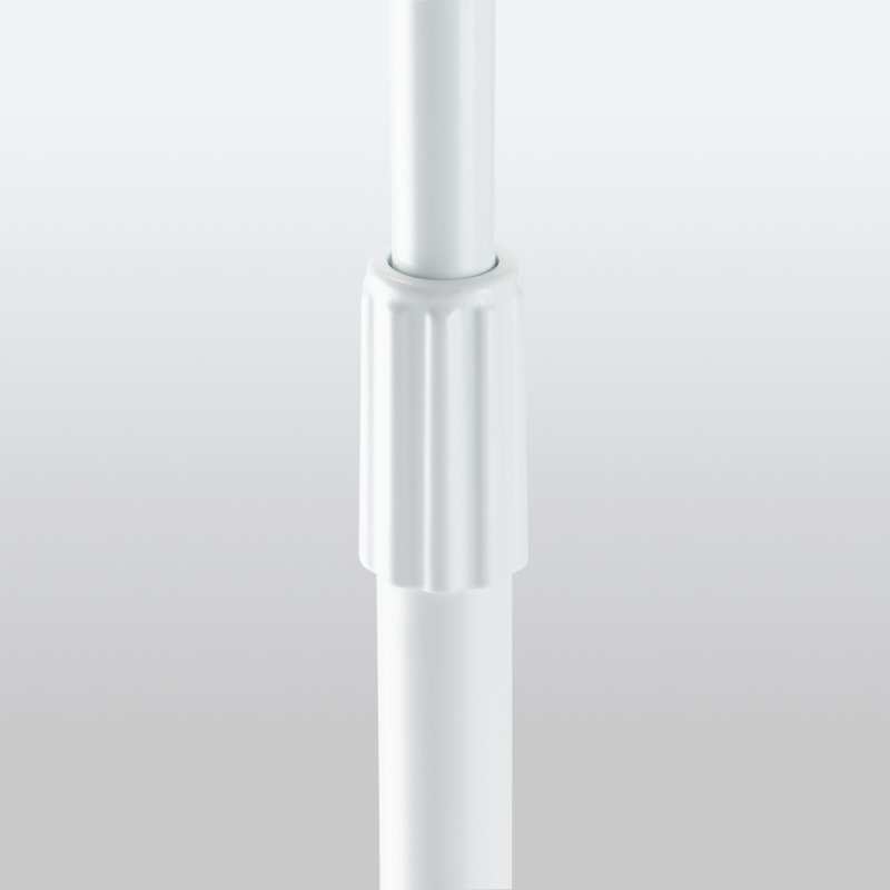 Quarter-Turn Round-Base Mic Stand