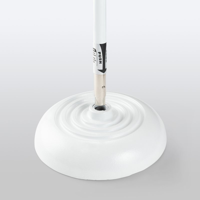 Quarter-Turn Round-Base Mic Stand