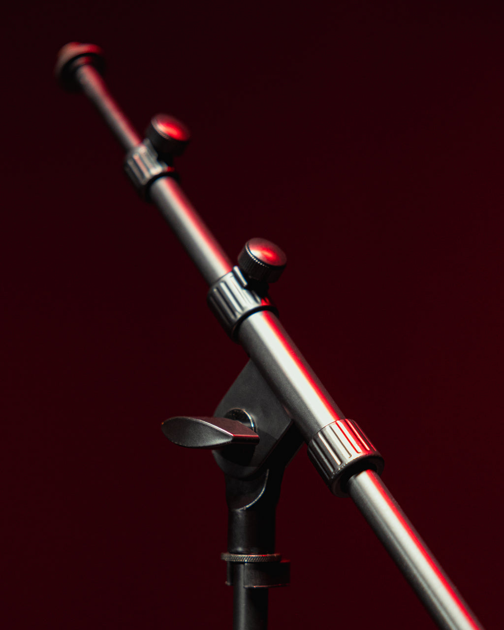 Heavy-Duty Telescoping Boom Mic Stand