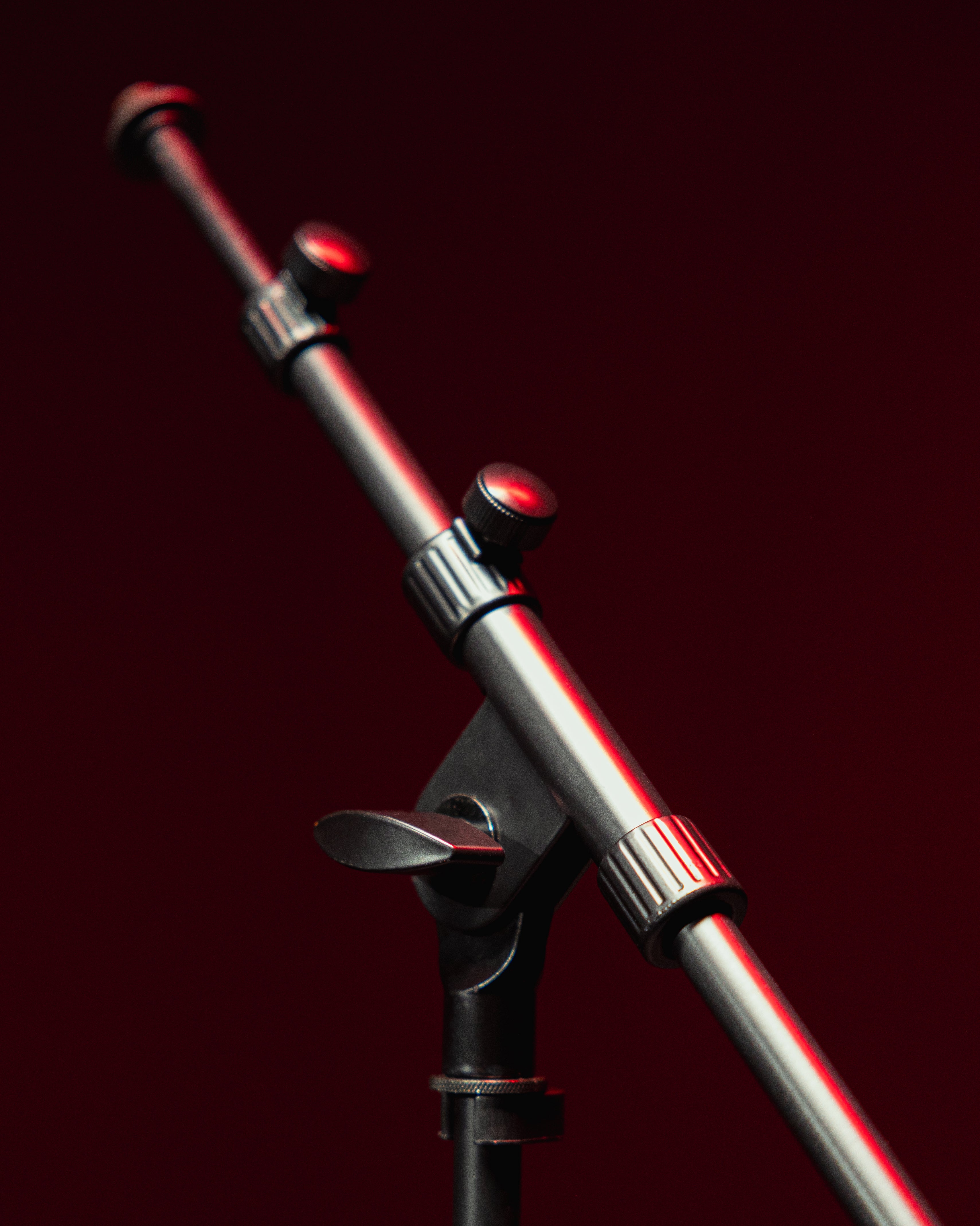 Heavy-Duty Telescoping Boom Mic Stand