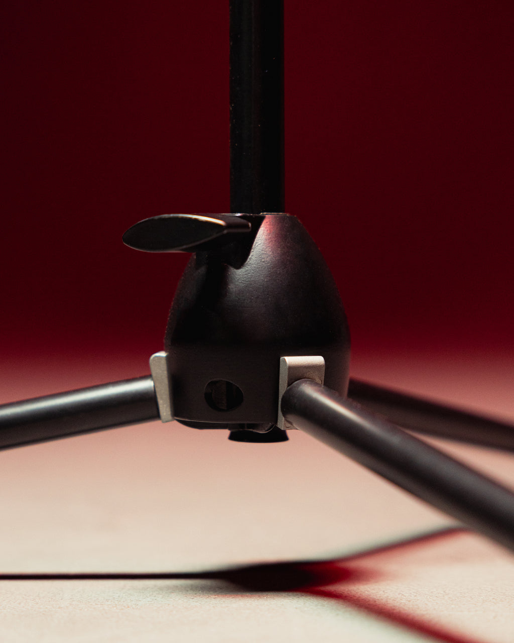 Heavy-Duty Telescoping Boom Mic Stand