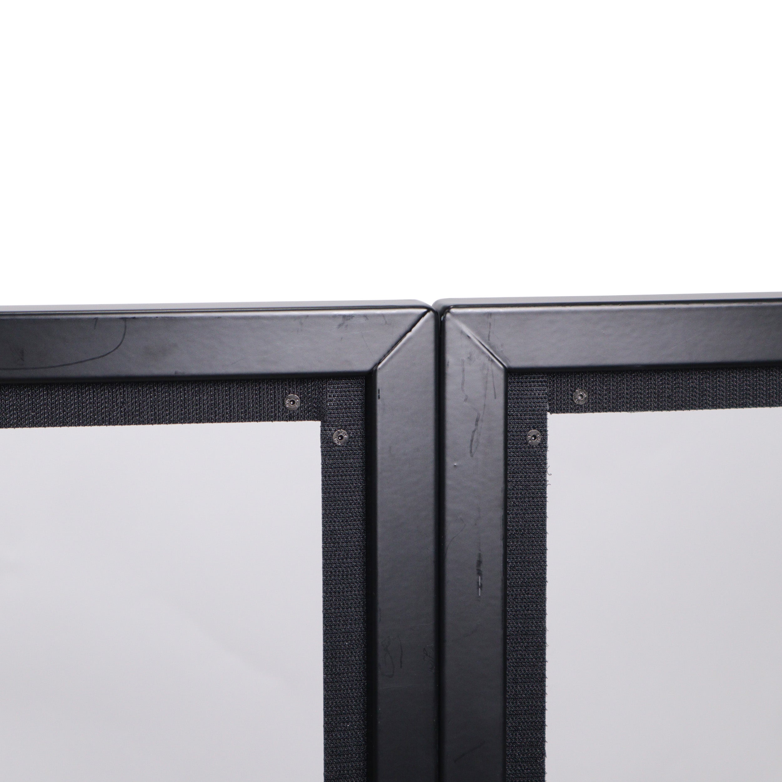 LUNA DJ Facade 5 Panel Curved with Black White Scrim Kit Black Hardware