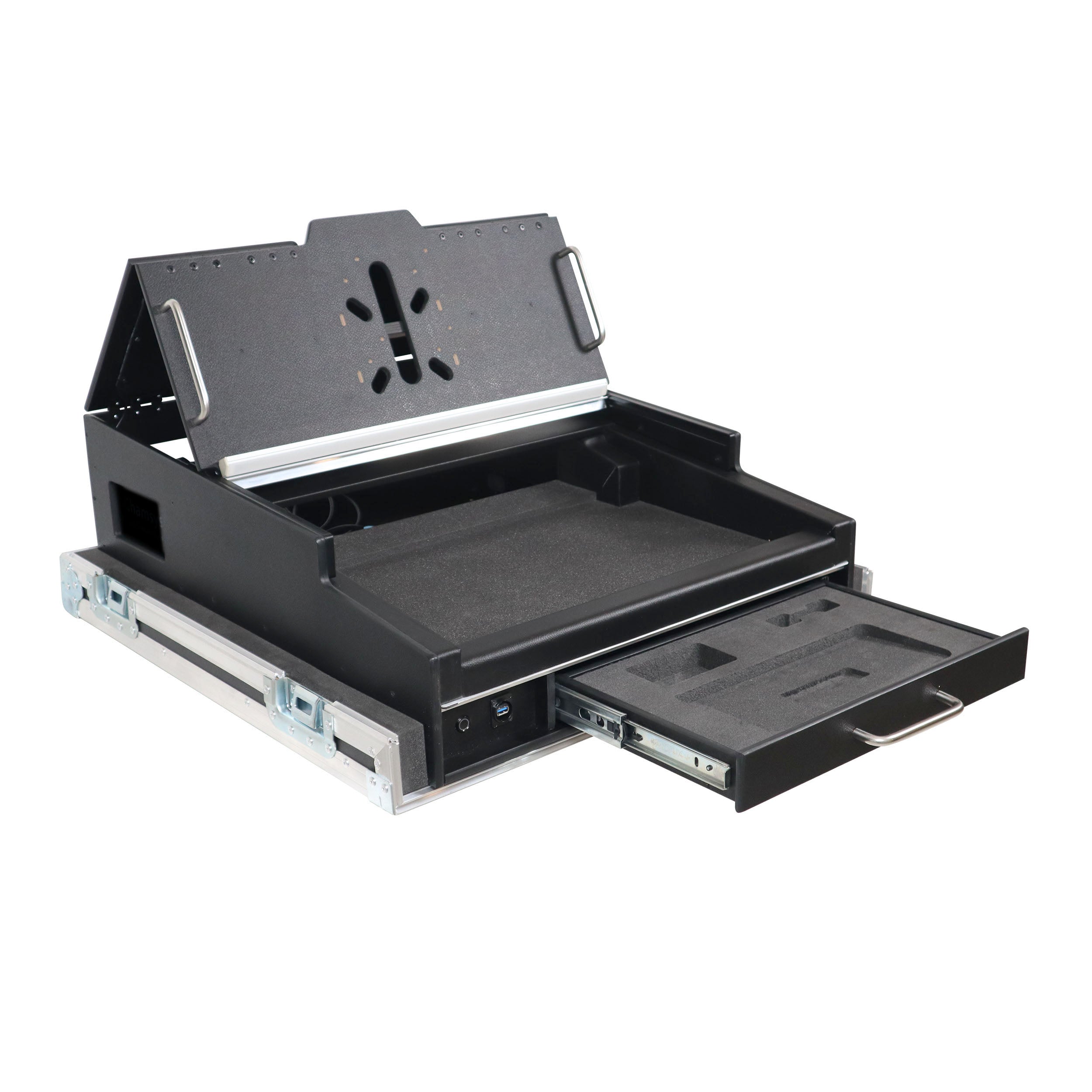 Flight Case for ChamSys MagicQ MQ70 Lighting Controller by Santosom